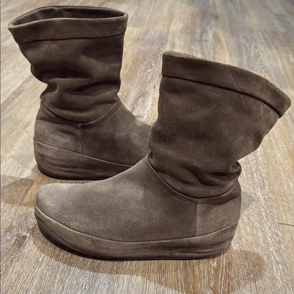 Fitflop Size 8 Women's Ankle Boots in Taupe Leather - Picture 5 of 13